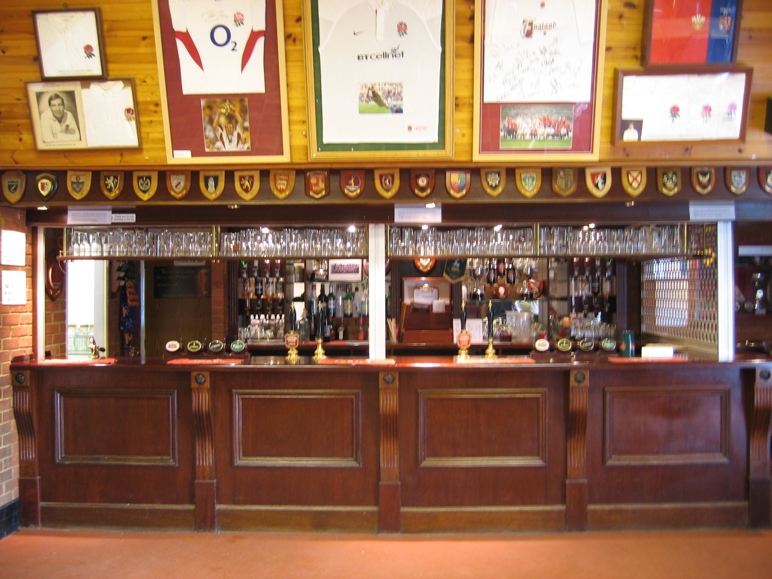 bar